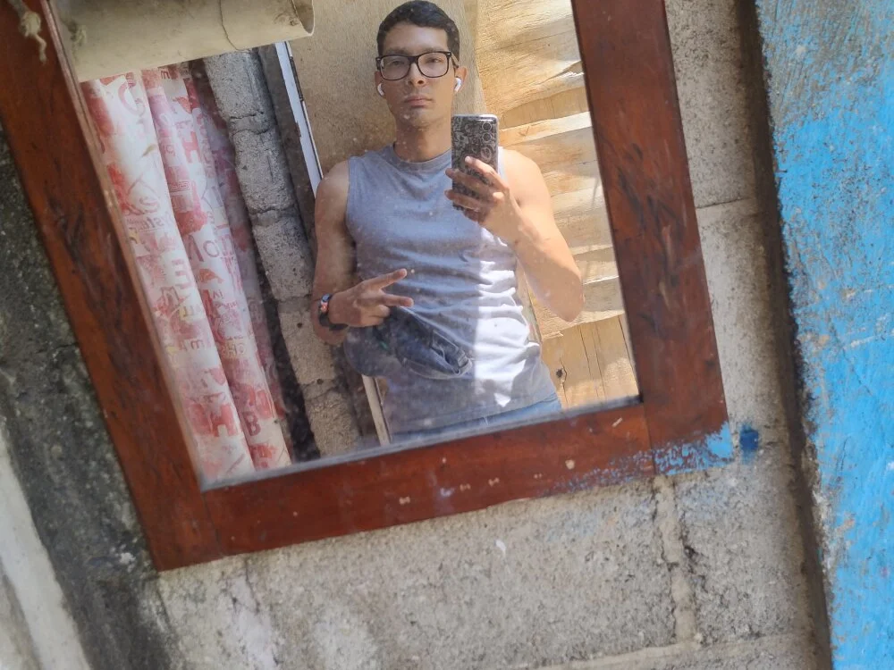 JonaTorres Offline XXX-chat