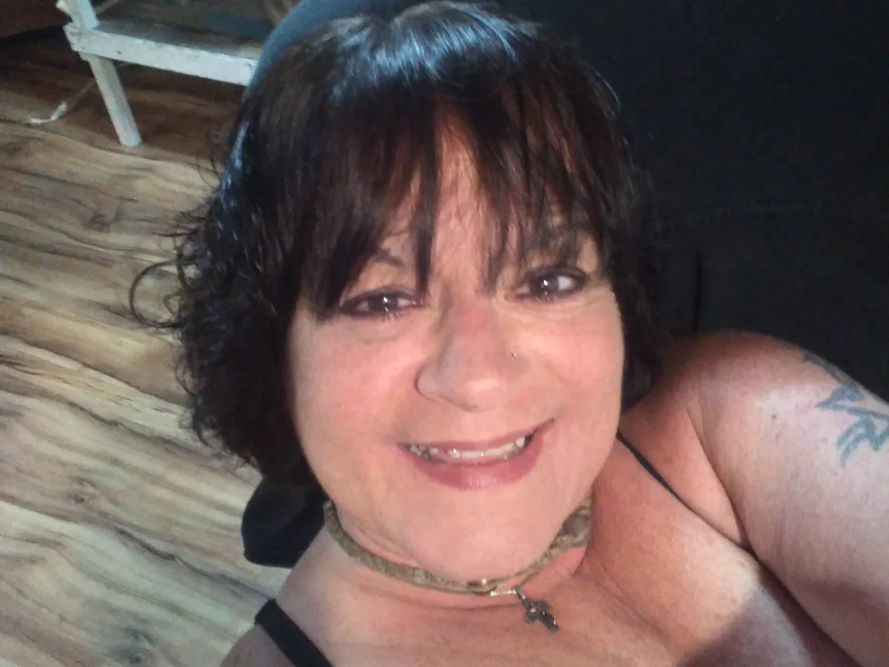 shellylove's Offline Chat Room