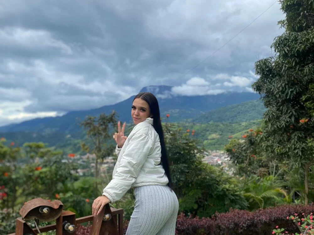 hot_teenX's Offline XXX Chat