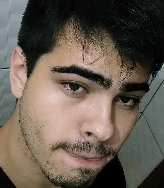 onlyforfunboy69's Offline Chat Room