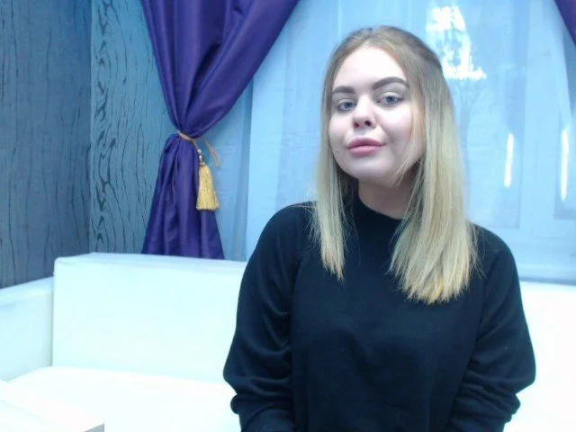 TaraKeller's Offline XXX Chat