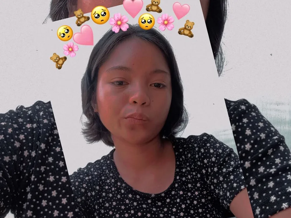 cutiepie_19 Obrolan XXX Offline
