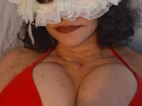 viveinne's Offline Chat Room