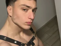Model Benicio07