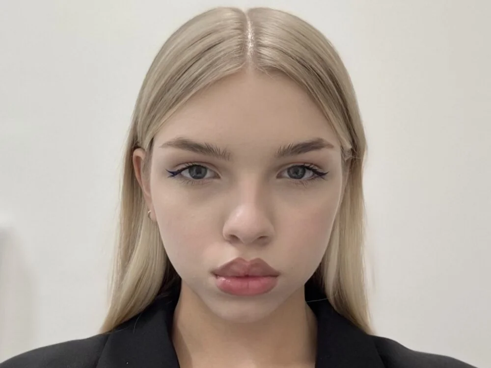 Alice1_secret: офлайн-секс-чат