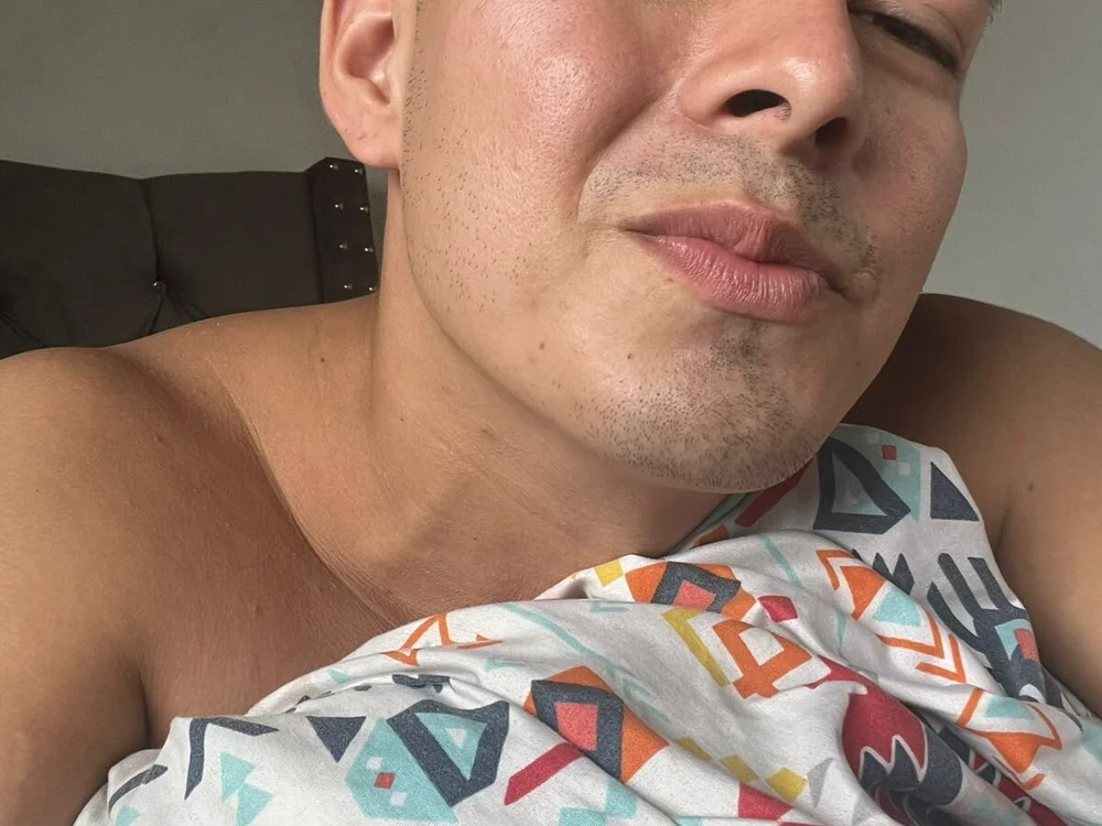 TUCONSENTIDOOO offline chatrum