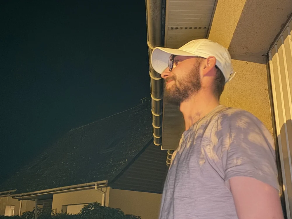 floo766 Offline XXX-Chat