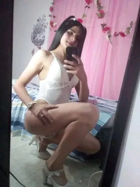 veronica_dantez