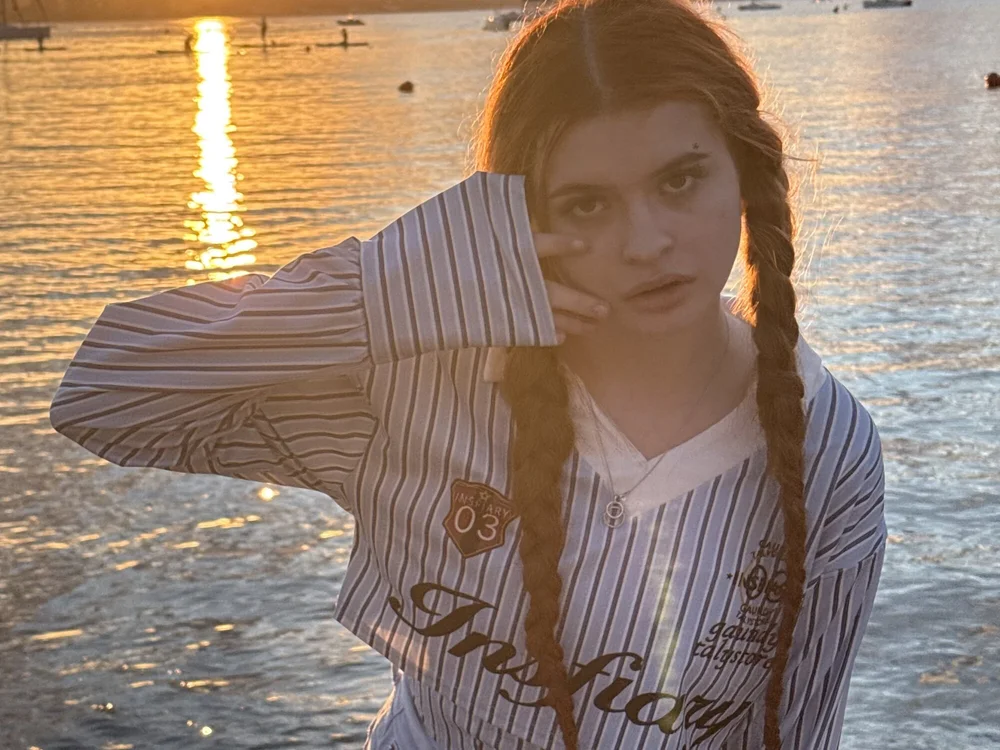 cover photo of Elyssra