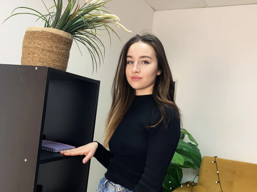 EvaNeIson's Offline Chat Room