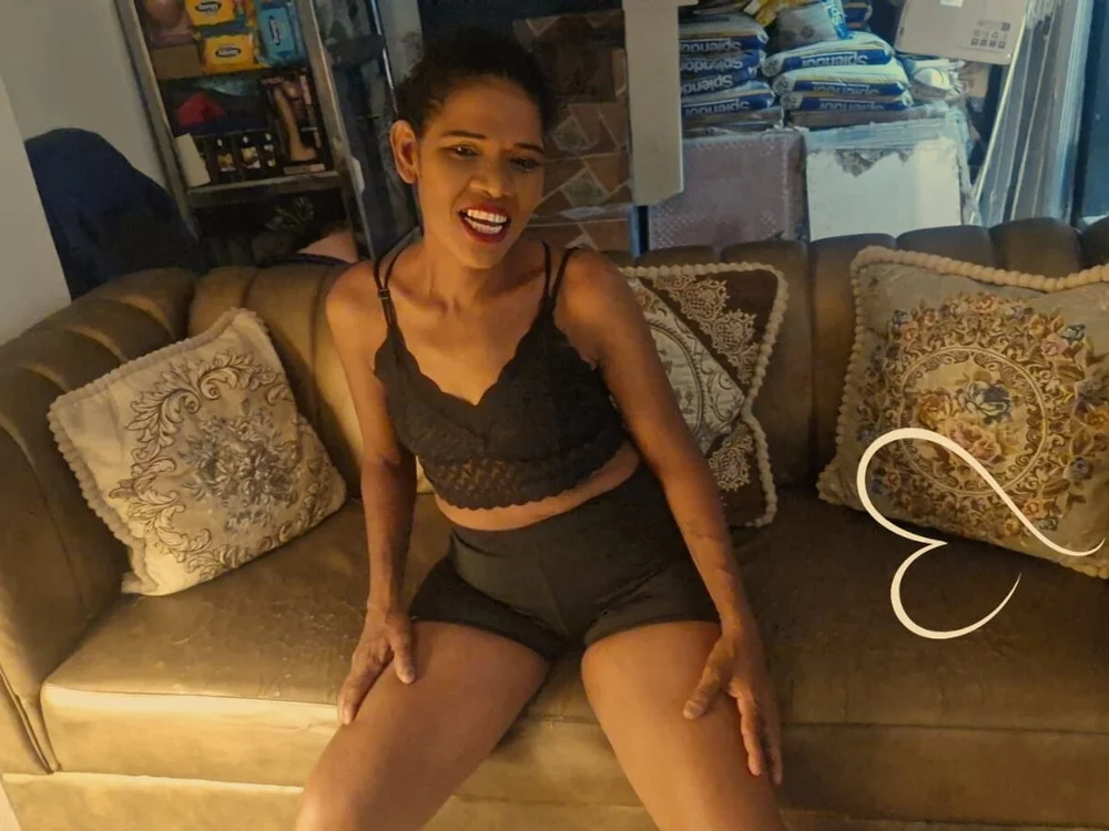 amazingassbig's Offline XXX Chat