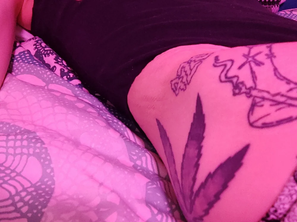 Offline chatovací místnost MrsHighness420