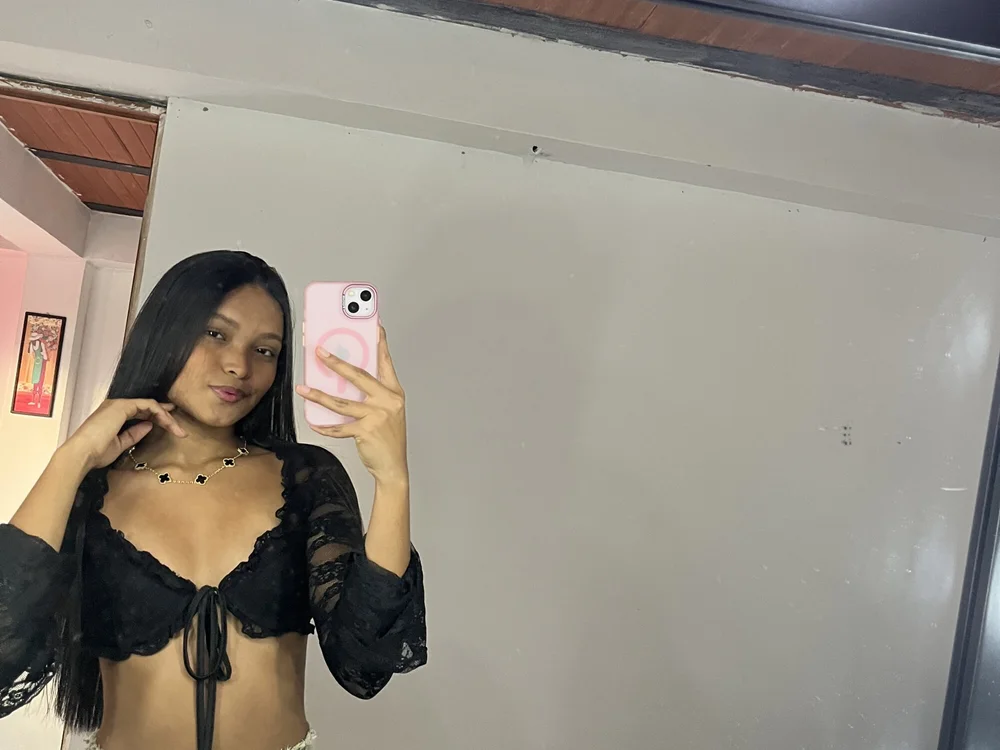 estefaniaperez offline chatrum