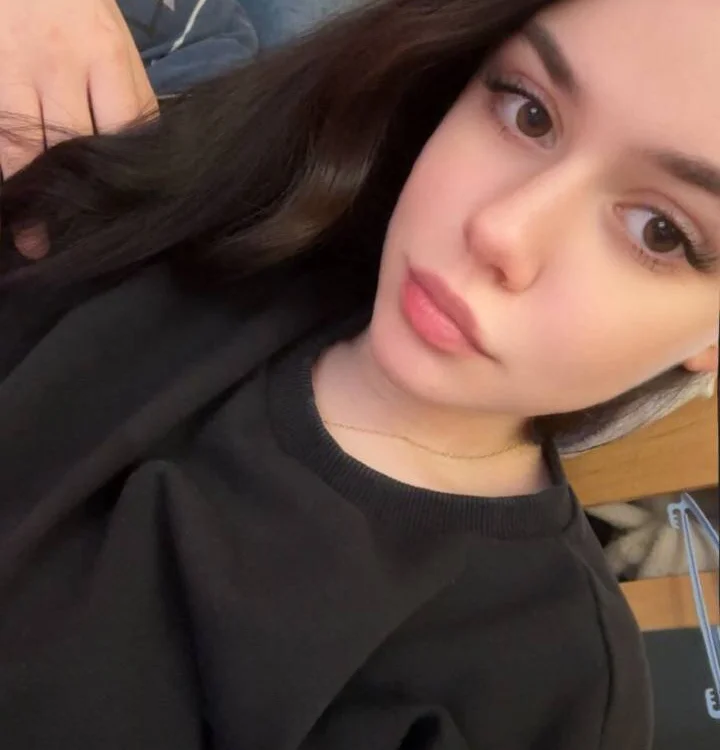 Sandra-Miragee's Offline XXX Chat