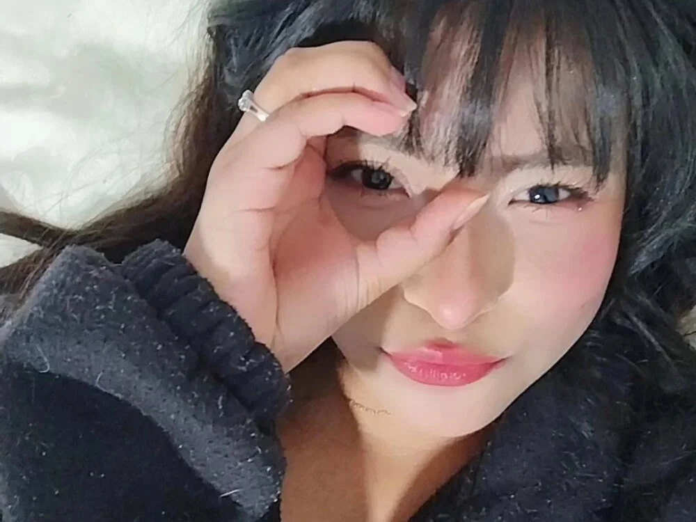 Lily_candy_X 離線 XXX 聊天