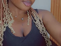 Sexysin2's webcam live show