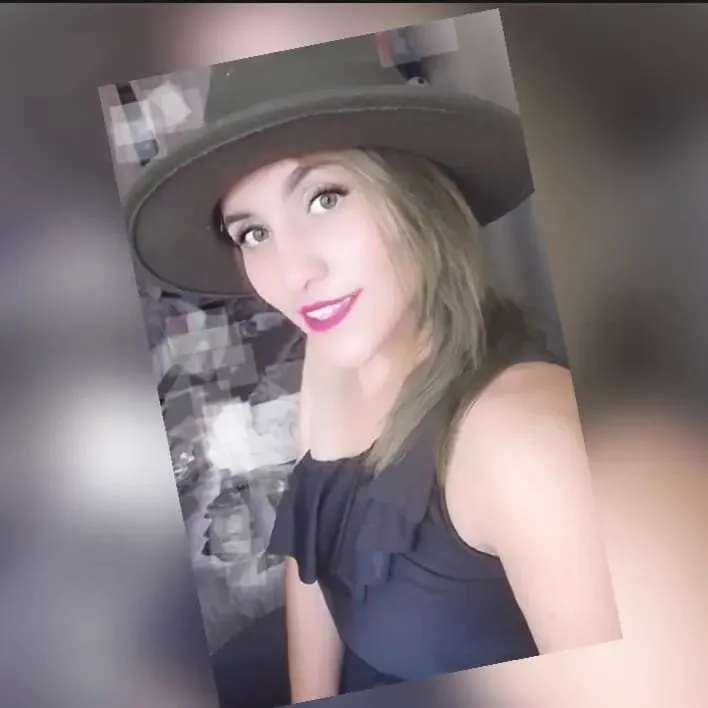 Rouse_Layla's Offline Chat Room