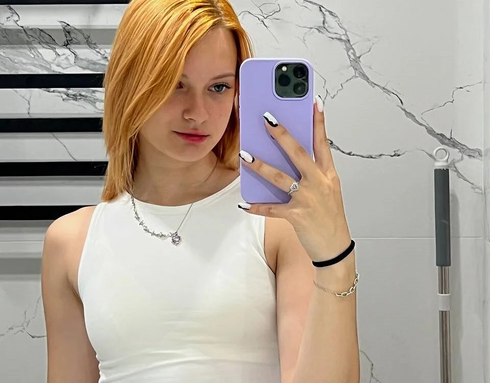 Chat XXX offline de TinaMonaldi