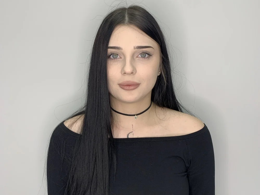 AislyFoard's Offline Chat Room