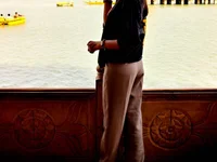 Simran_queen12