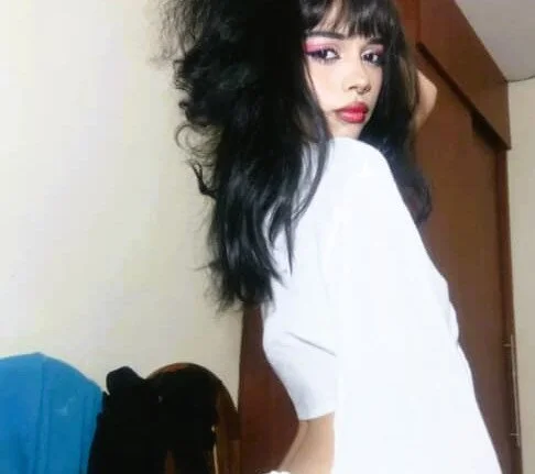 carolina_torres 离线XXX聊天