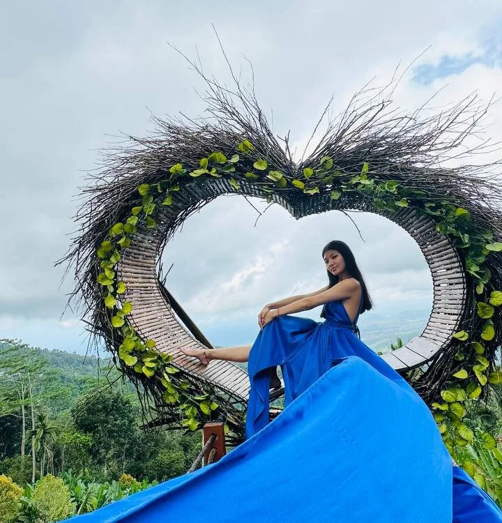 AmityCoombs' Offline XXX Chat