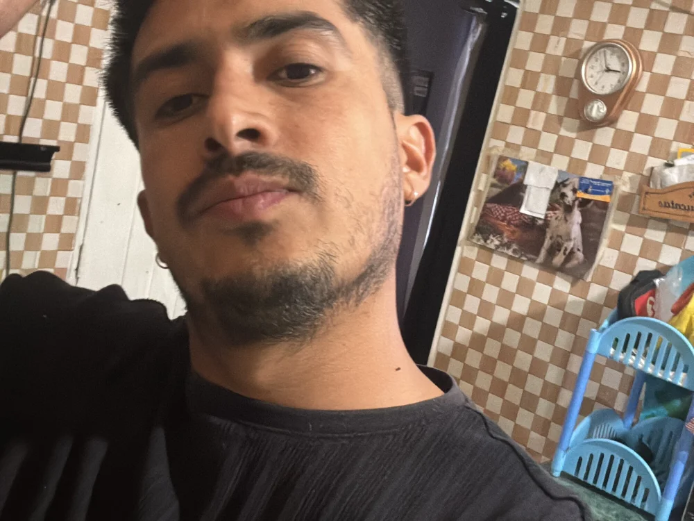 Offline XXX chat modela jonrom22