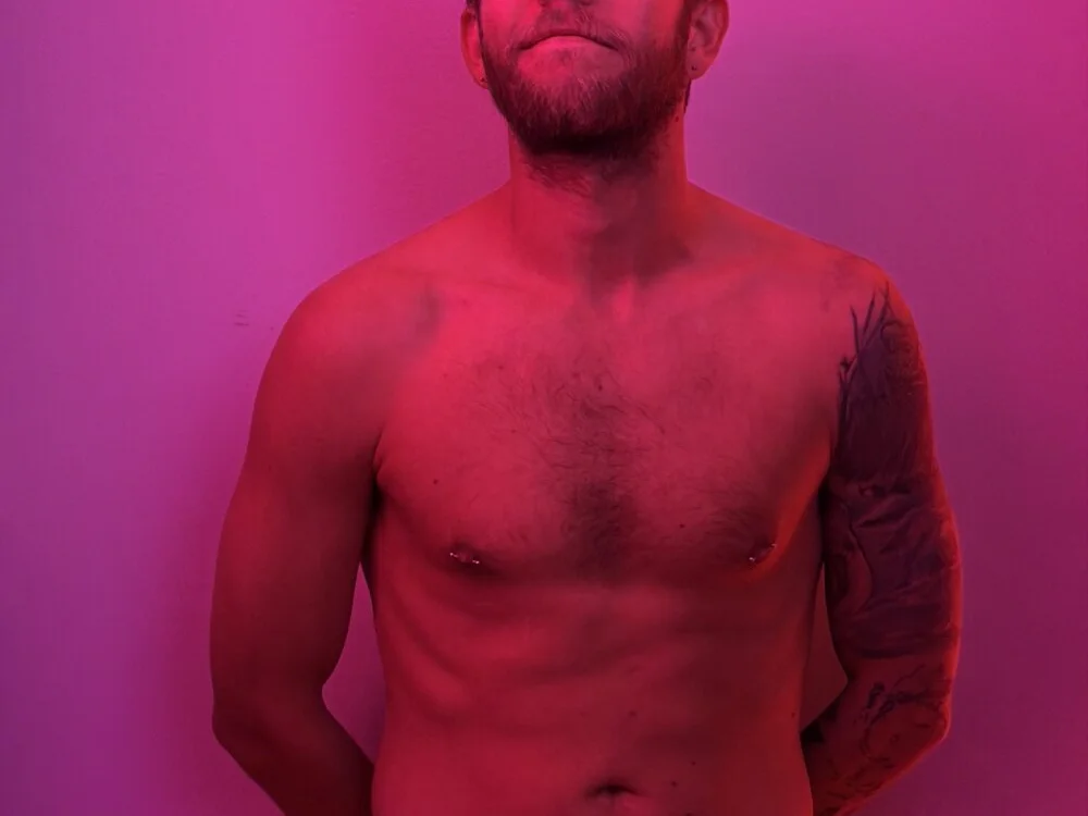 whathappenedtomyclothes' Offline XXX Chat