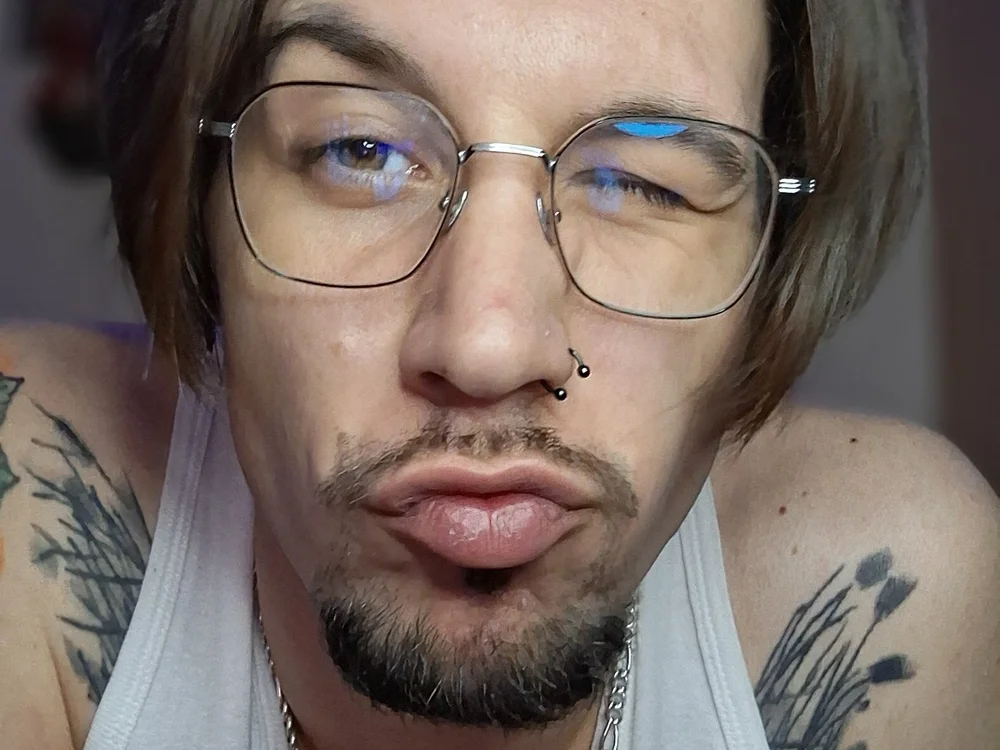 Inked_Cappy's Offline XXX Chat