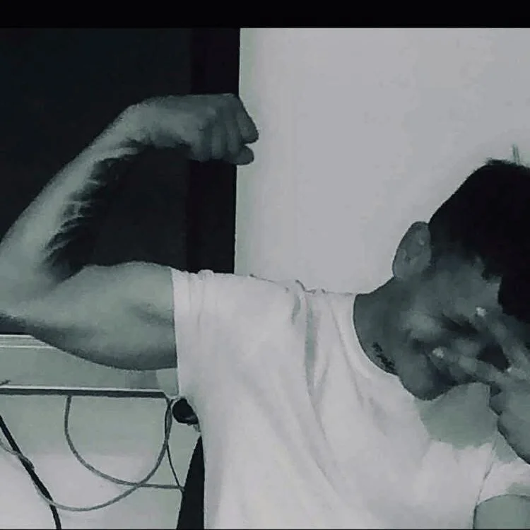 P_E_R_V_I_T_I_N Offline XXX-chat