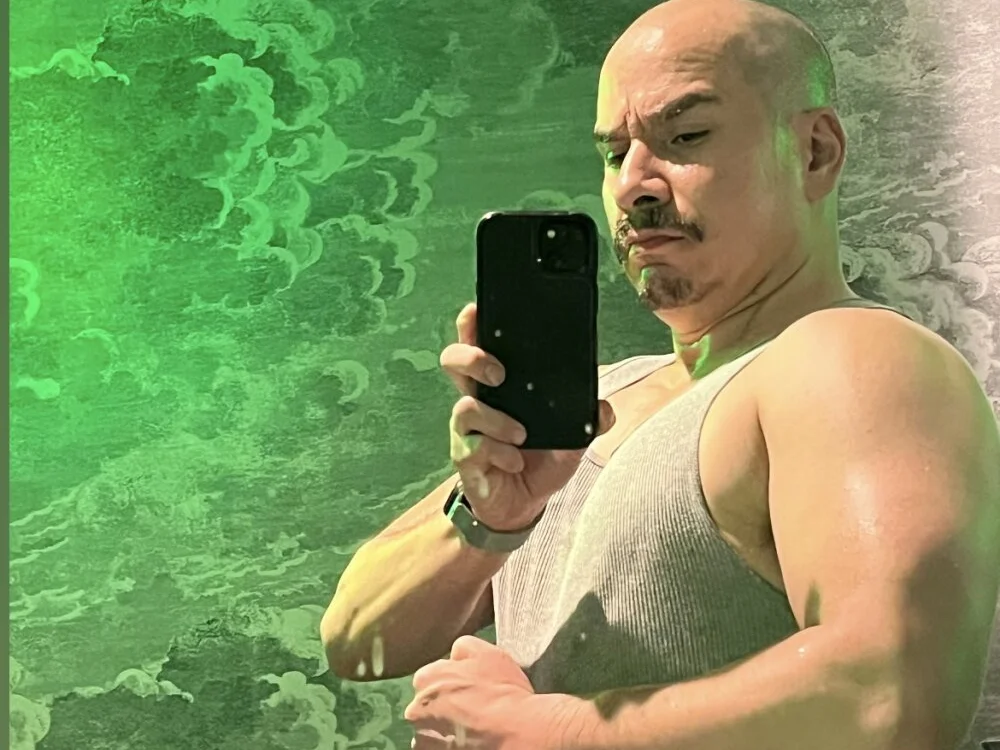 Chatroom XXX hors ligne de Bryew