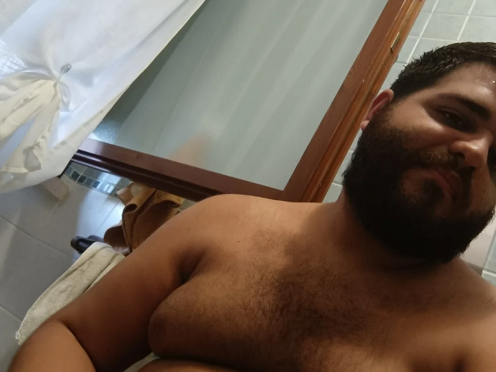 fattyguy's most recent online preview
