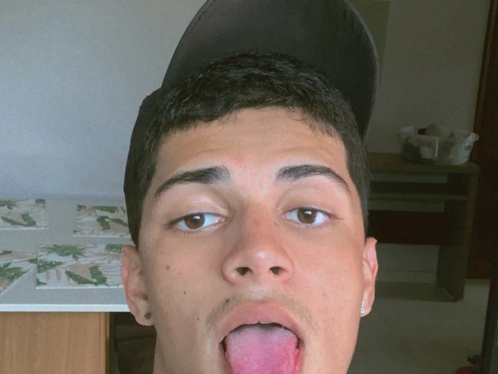 Chat +18 off-line de Naka300