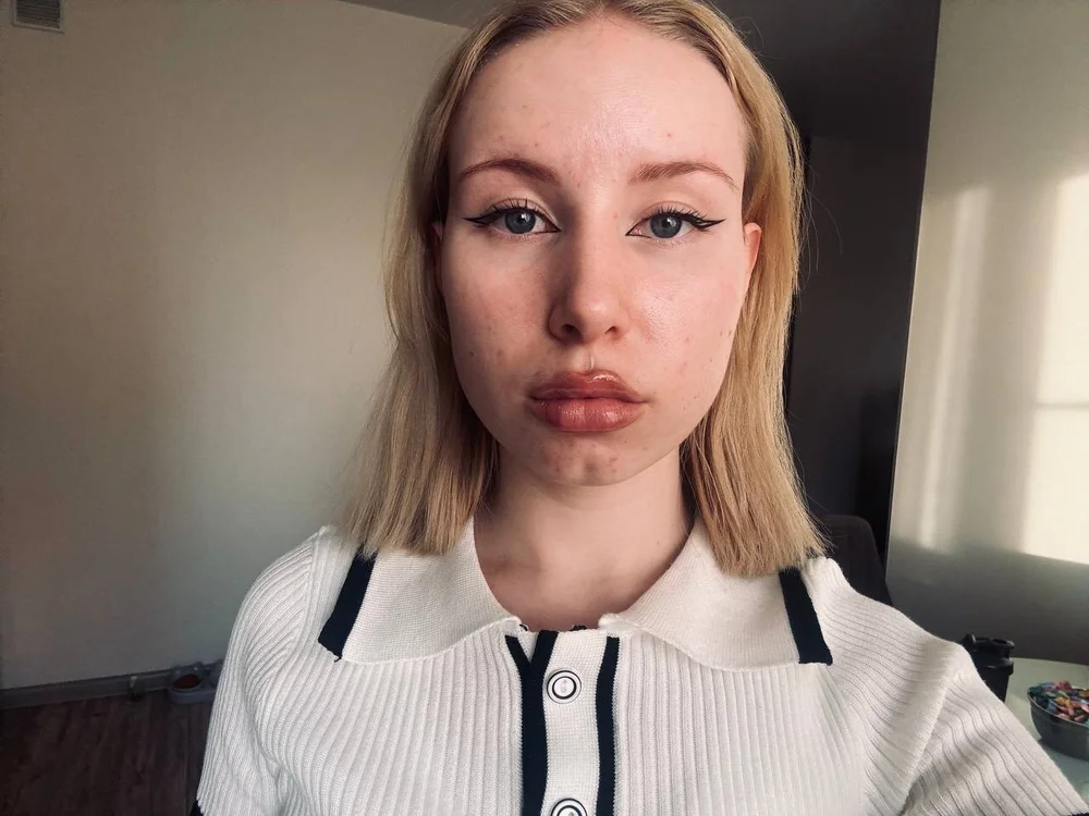 ElveraFarabaugh's Offline XXX Chat