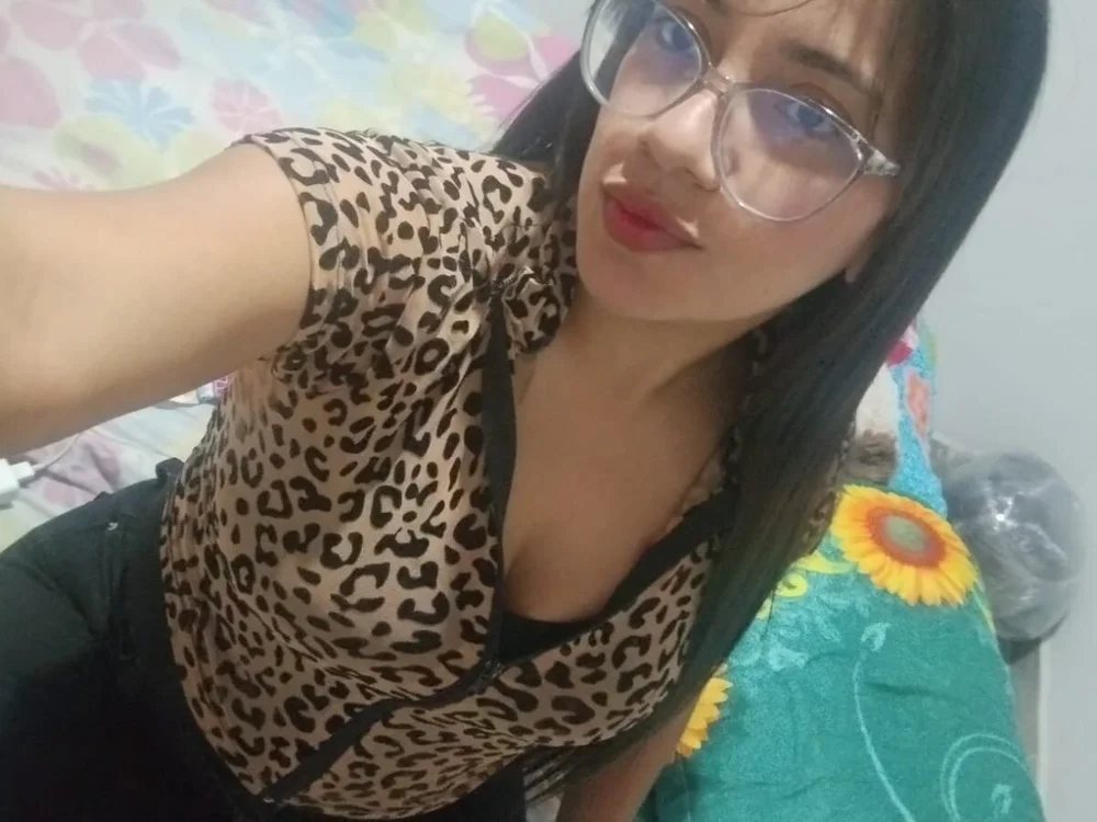 Milf_juicy offline chatrum
