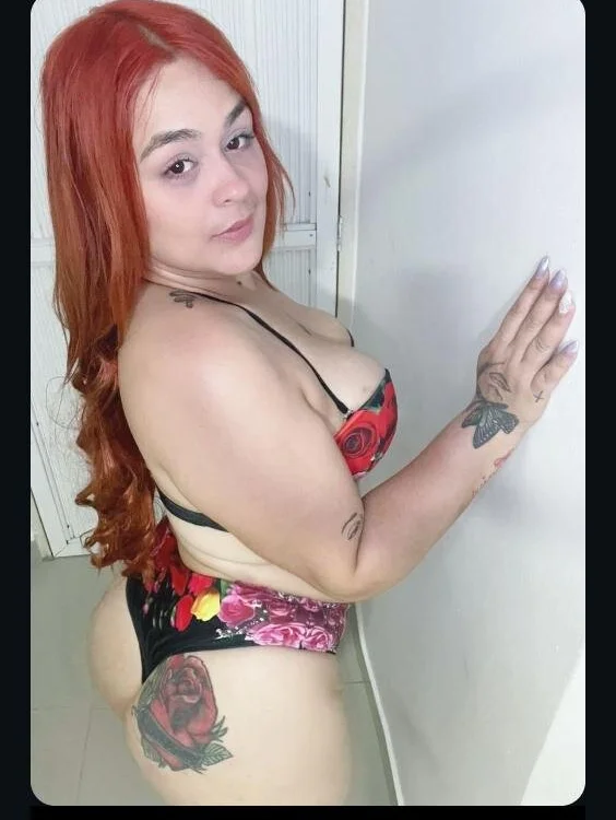 luna_hot01's Offline XXX Chat