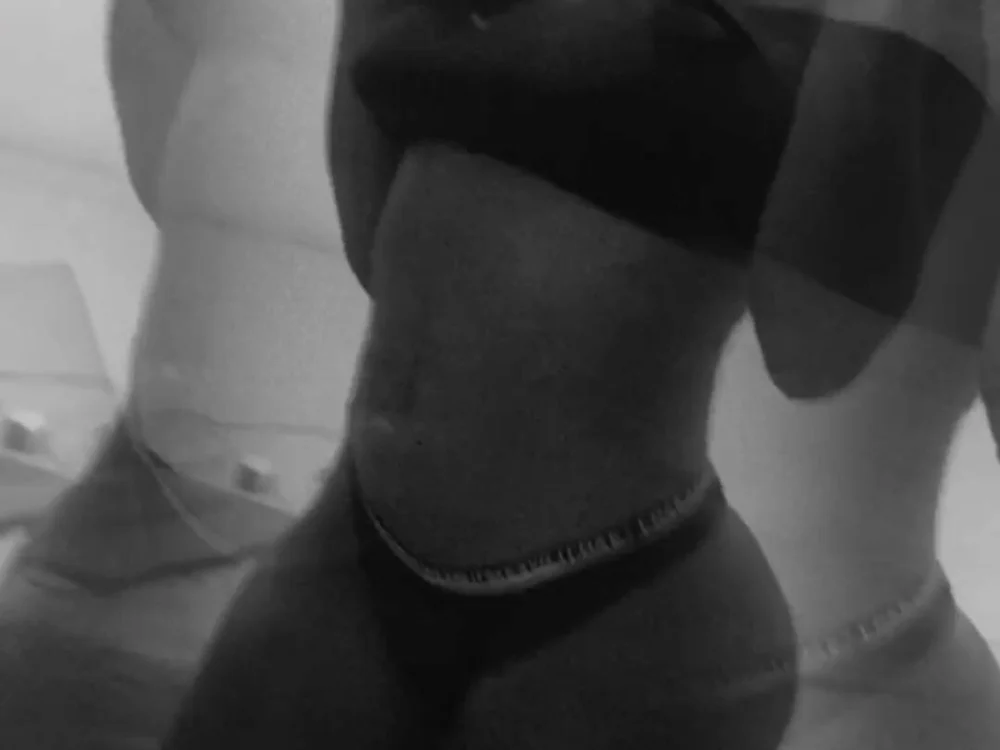 Sweet_Valery_21's Offline XXX Chat