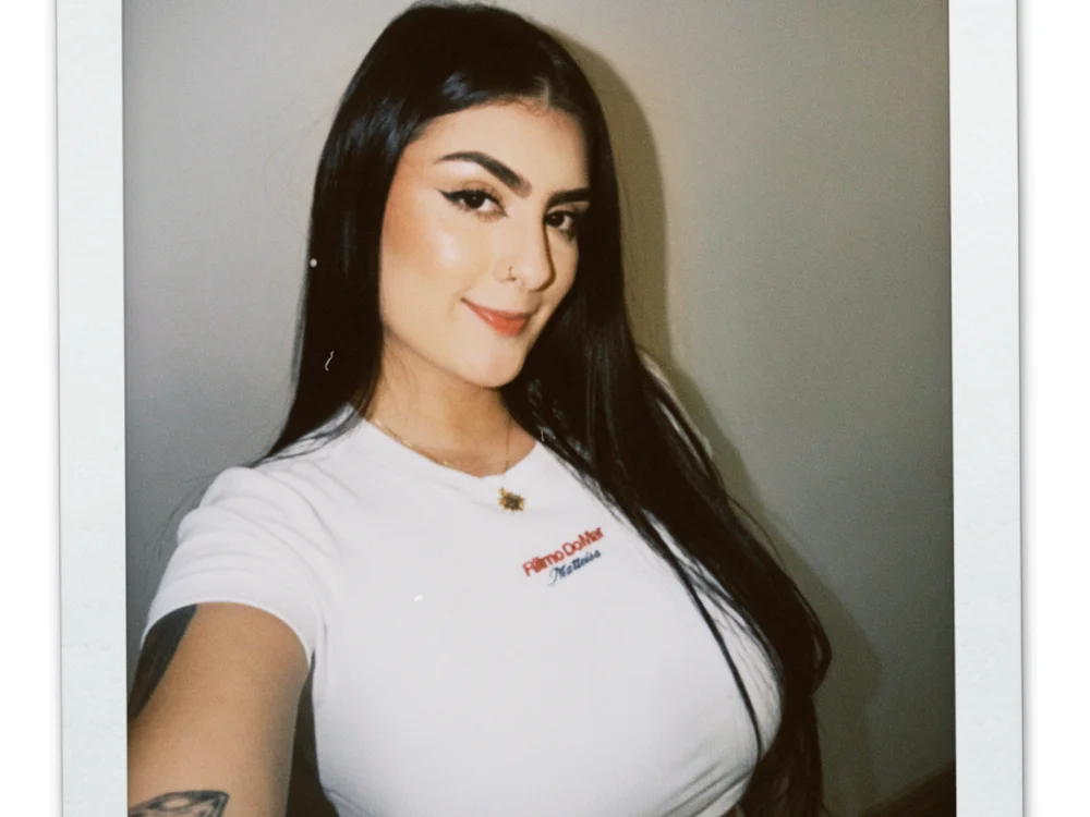 Offline XXX chat IrisBaker