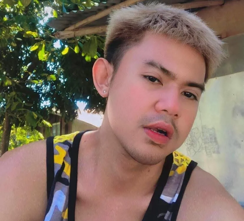 Markuuus-xxx offline XXX-chat