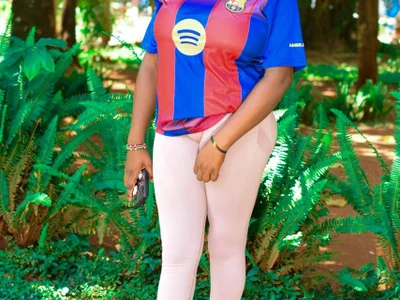 Pretty-mama - Girl 