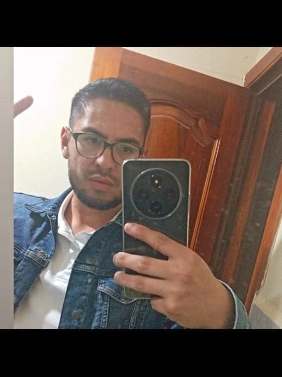 Офлайн-чат XXX Adri23bd