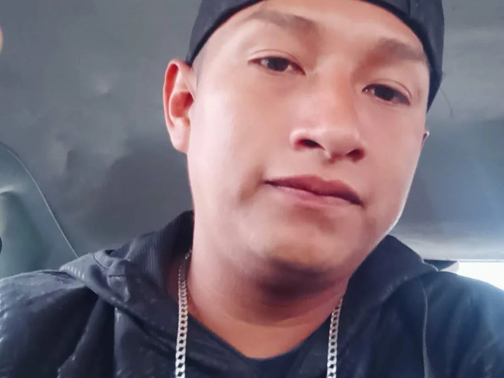 Alex_ortega2323's Offline XXX Chat