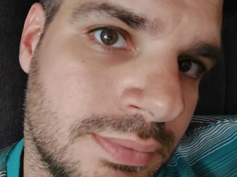 ChrissiQ offline chatrum