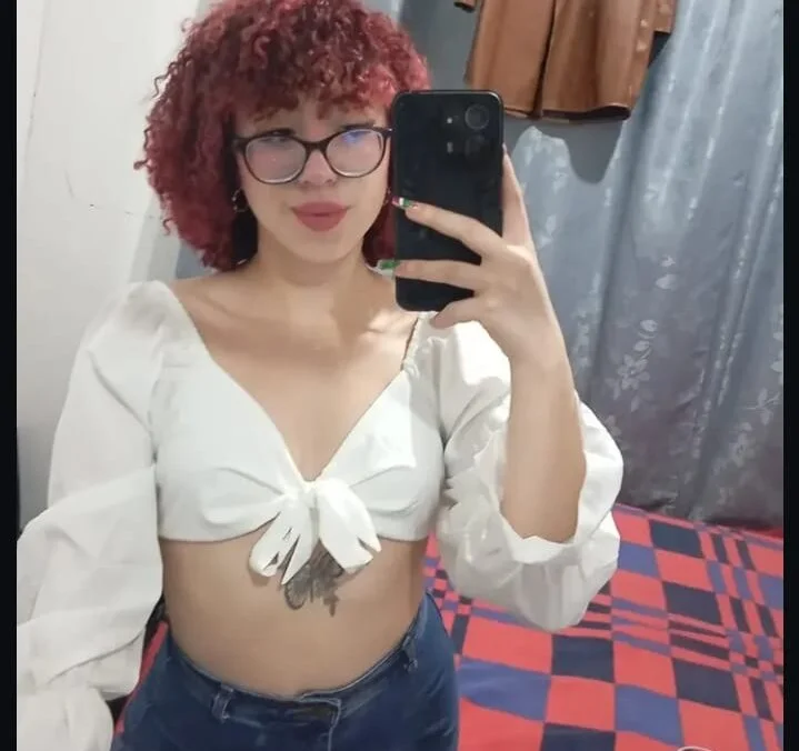 secret-ofgirls Chat XXX offline