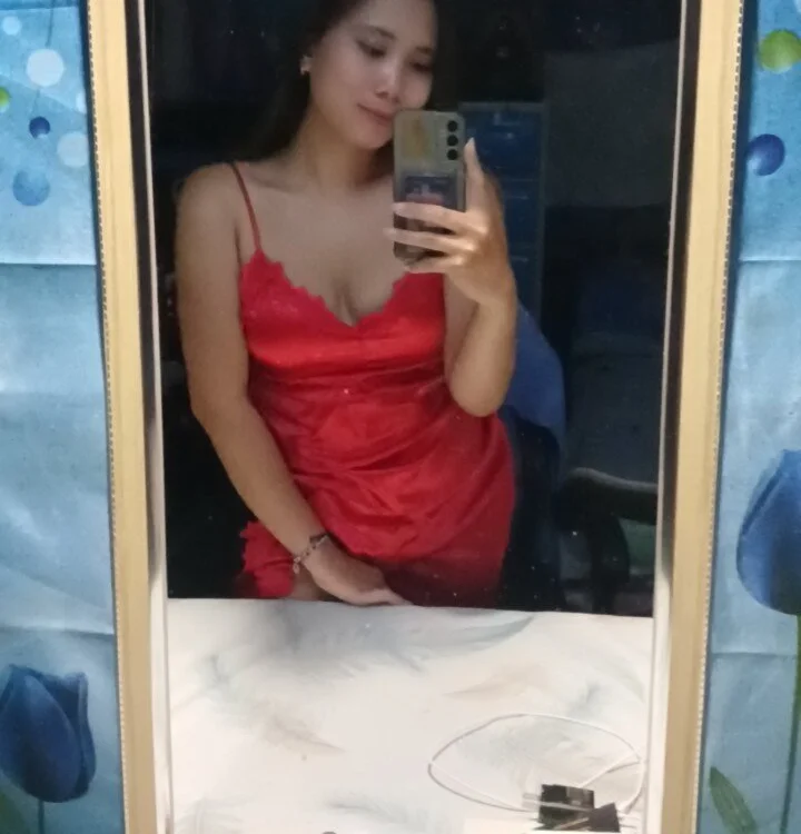 دردشة MisS_MIXCEY الجنسية دون اتصال