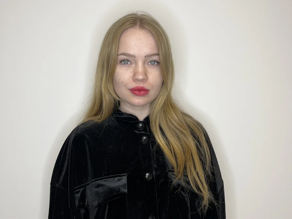 LeslyJonston's Offline XXX Chat