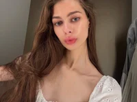 EastLuna's webcam live show