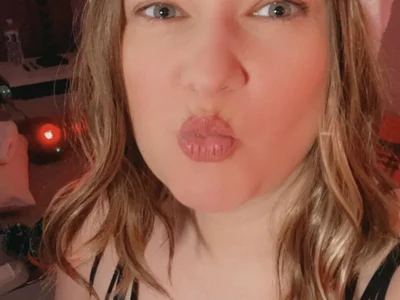 bigirl1979 Chat XXX Ngoại tuyến