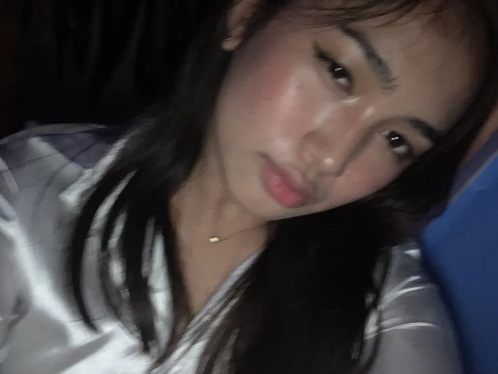 hannah_ley18 离线XXX聊天