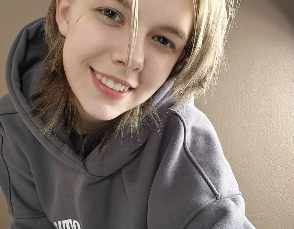 دردشة EngelAlman الجنسية دون اتصال